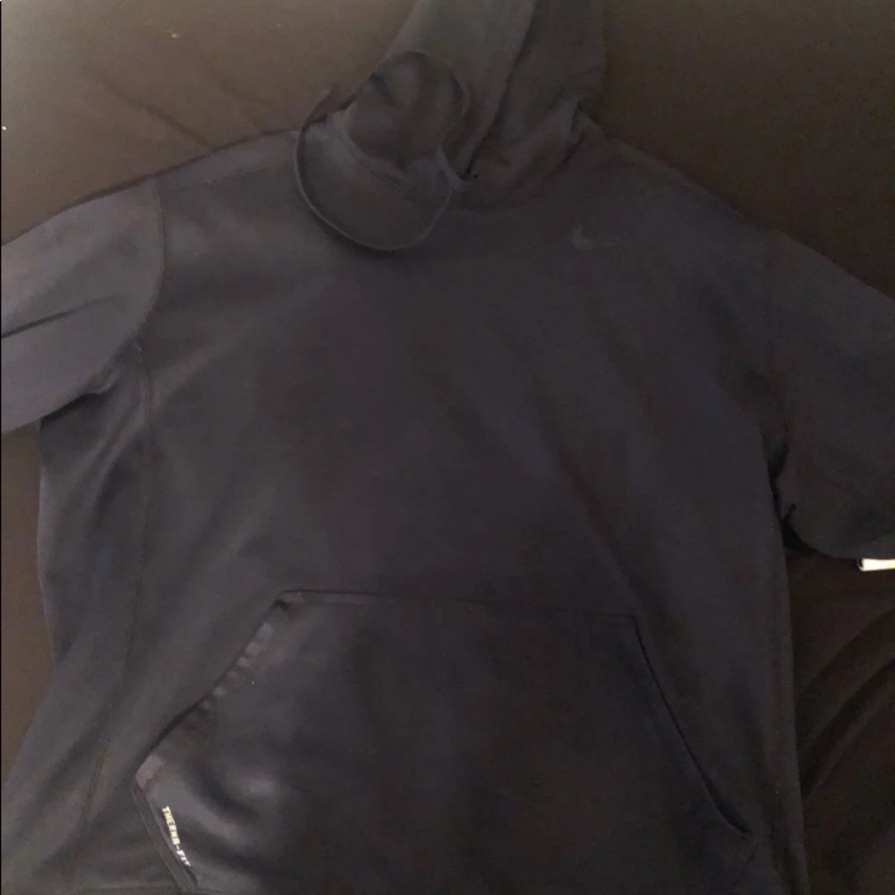 Nike ThermaFit hoodie